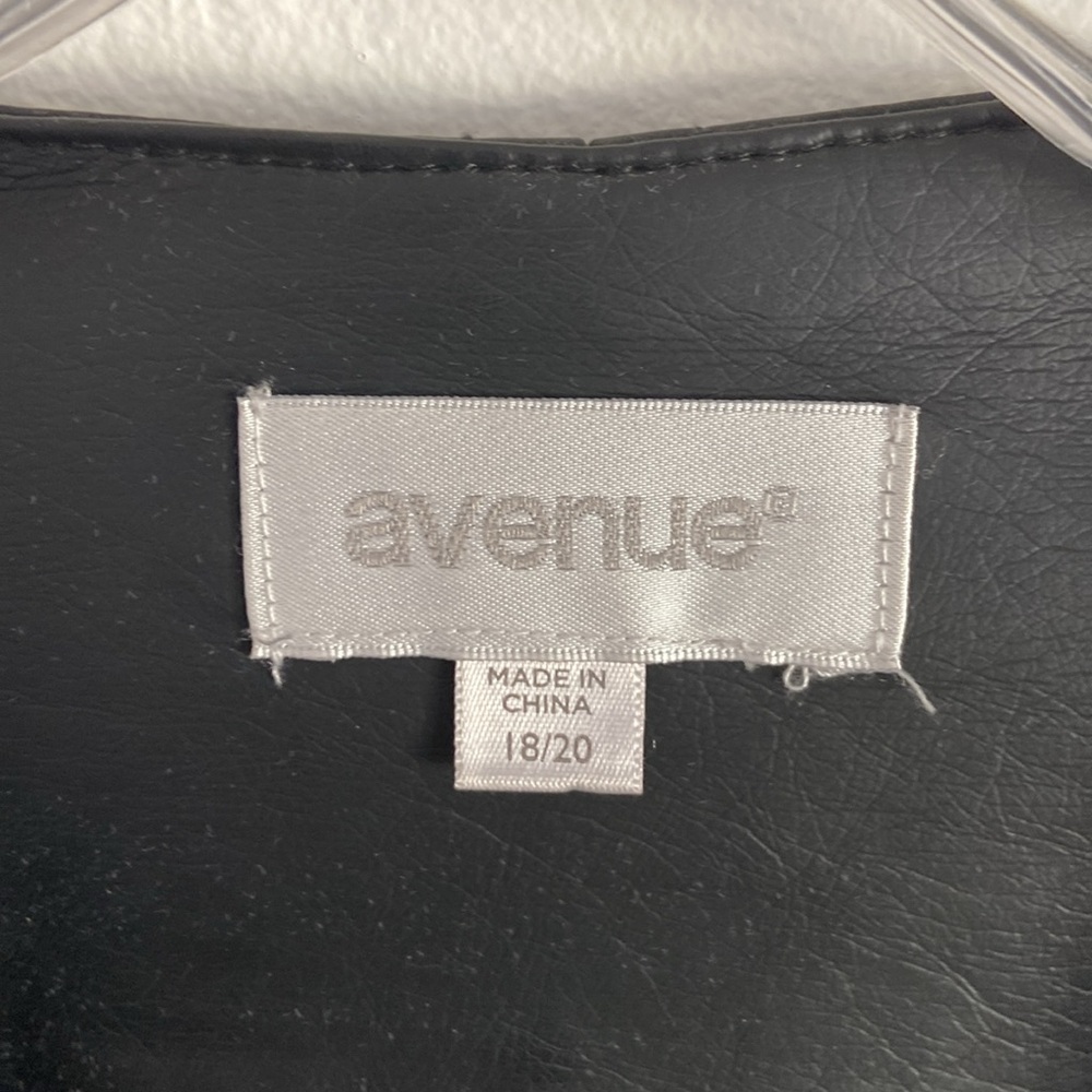 Motorcycle Style Pleather Jacket - image 4